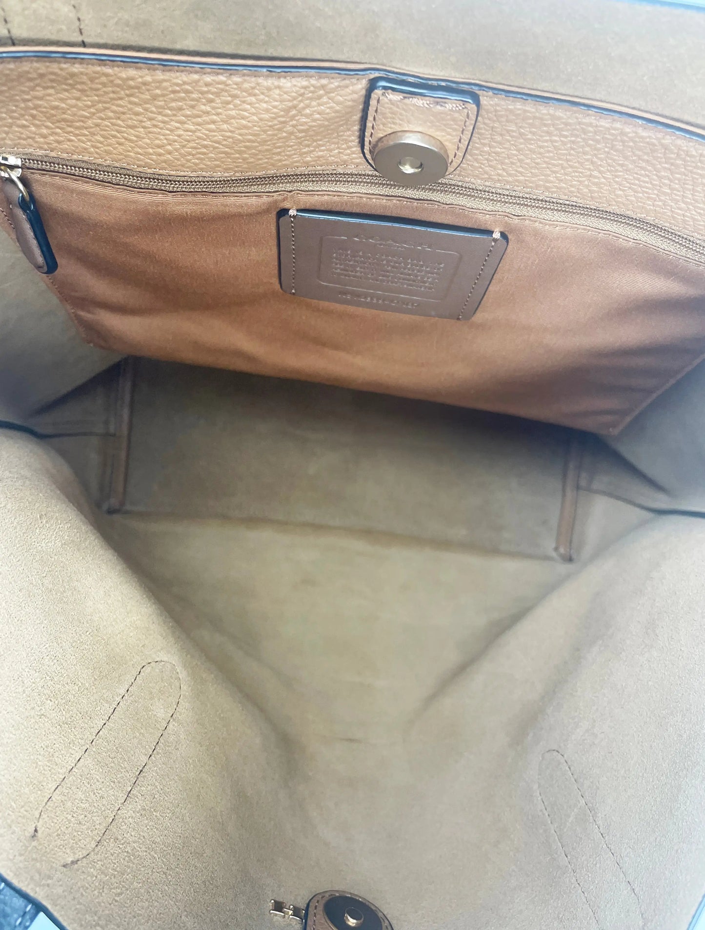 Coach (CP037) Leather Black Thea Tote Shoulder Purse